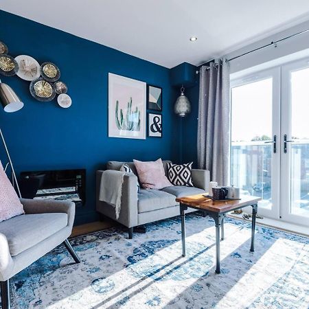 Stunning 2Bedroom 2Bathroom Apt With Parking Space Sheffield Luaran gambar