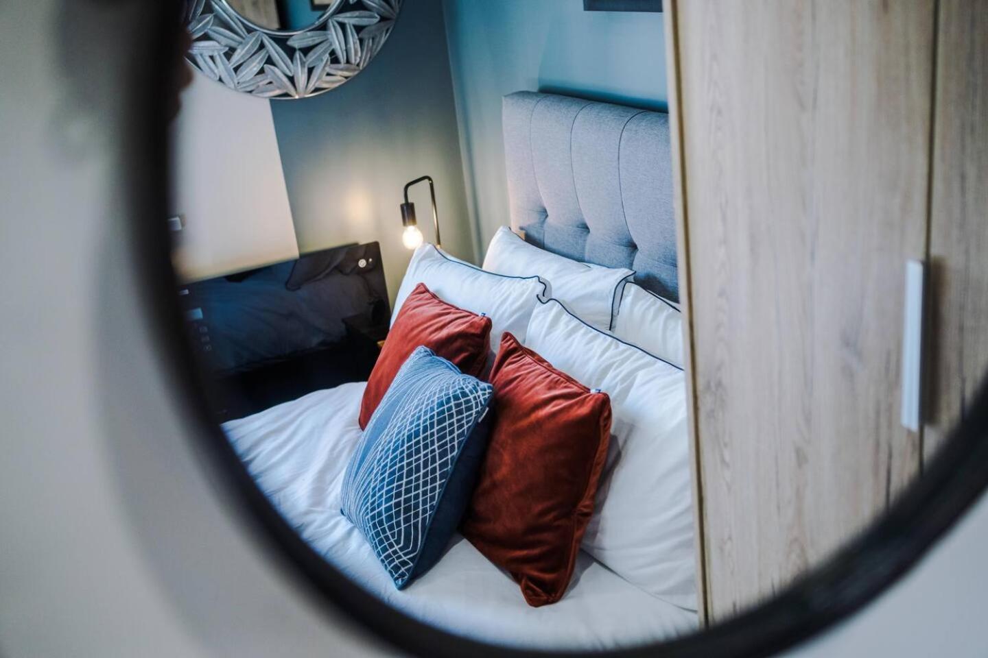 Stunning 2Bedroom 2Bathroom Apt With Parking Space Sheffield Luaran gambar