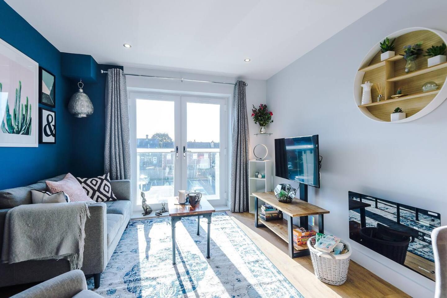 Stunning 2Bedroom 2Bathroom Apt With Parking Space Sheffield Luaran gambar