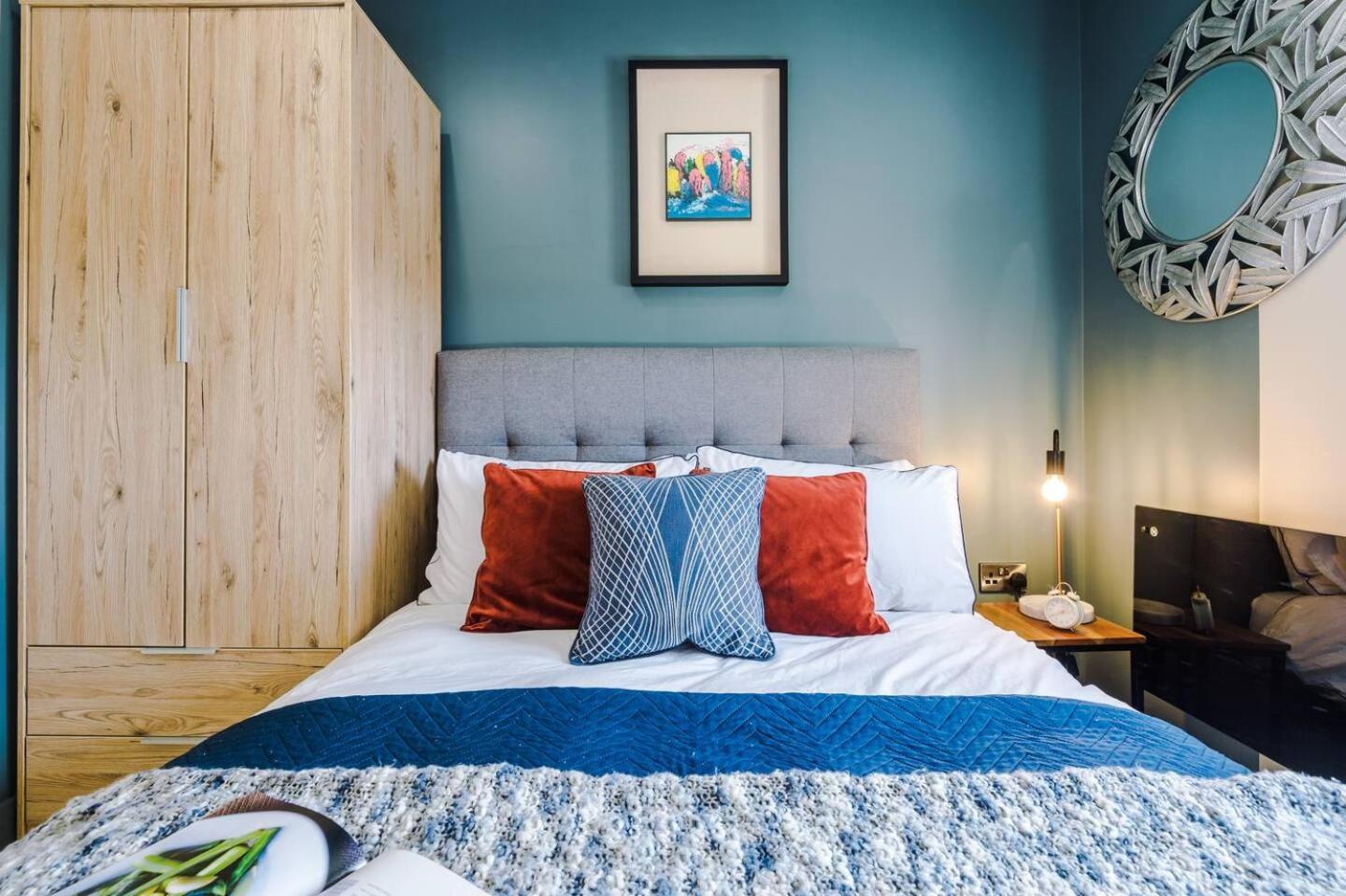 Stunning 2Bedroom 2Bathroom Apt With Parking Space Sheffield Luaran gambar