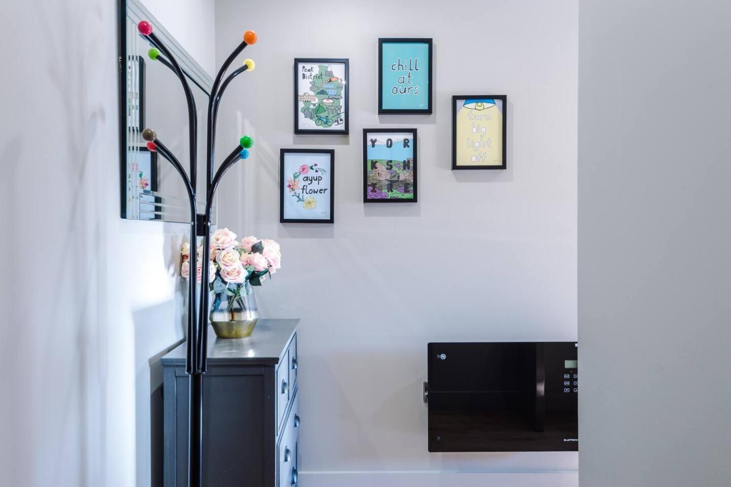 Stunning 2Bedroom 2Bathroom Apt With Parking Space Sheffield Luaran gambar